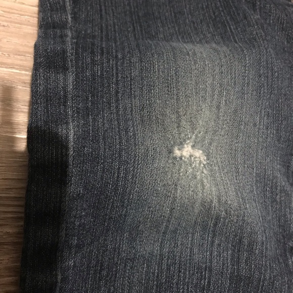 🎉3 for $20🎉 Girls Levi Jeans - Picture 2 of 4